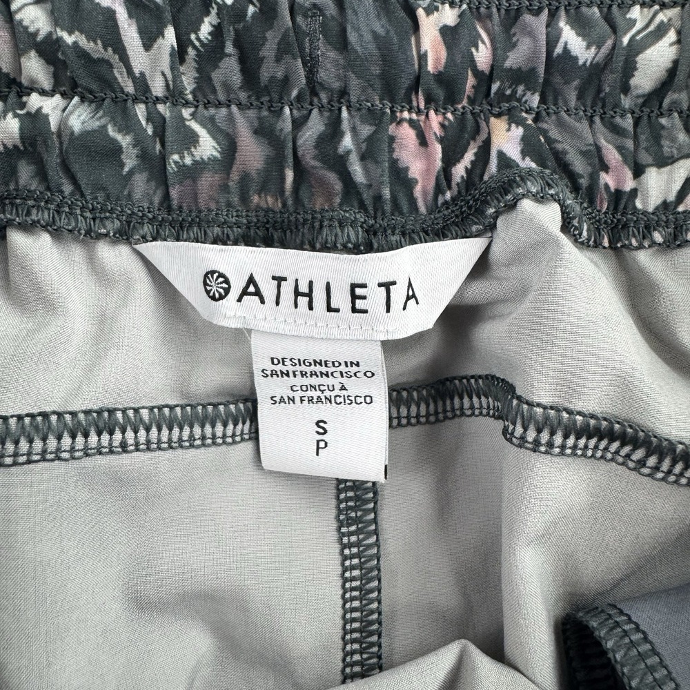 Athleta Crossroads Shorts Womens Small Kinetic Abstract Workout Athletic Running - Picture 4 of 8